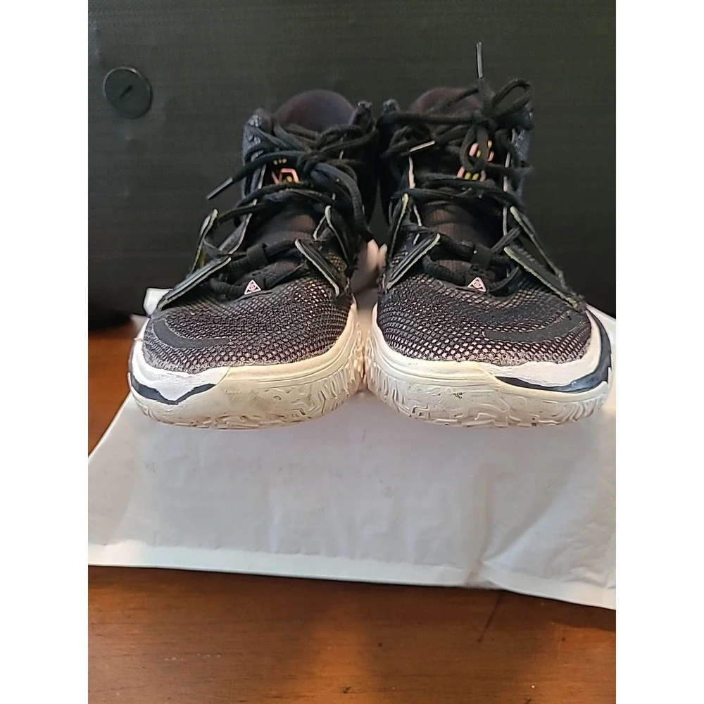 Men's Nike Kyrie Irving 7 